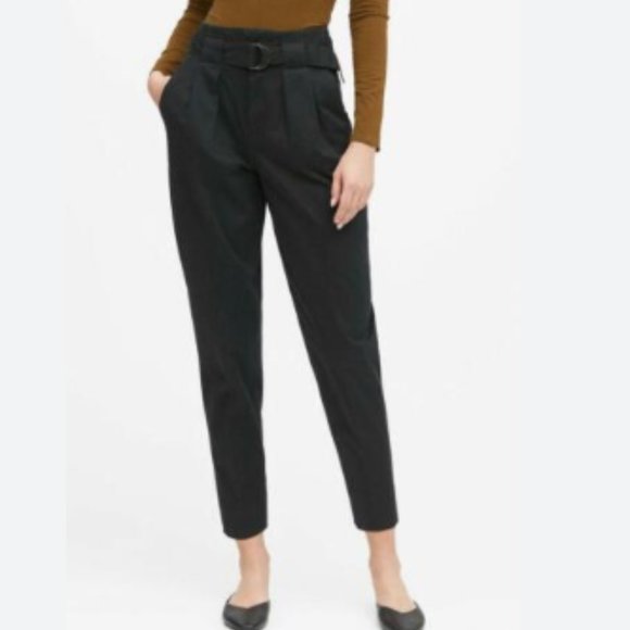Banana Republic Pants - Banana Republic Black cotton Belted Tapered Ankle Pants size 6